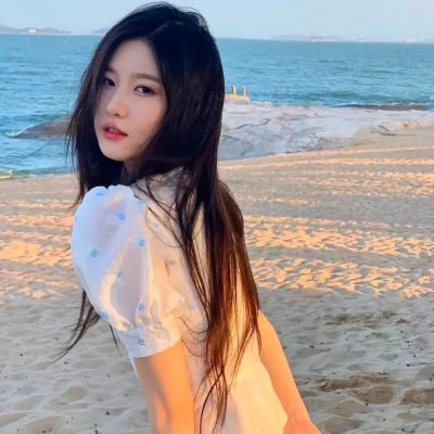 芒果和红色轮椅